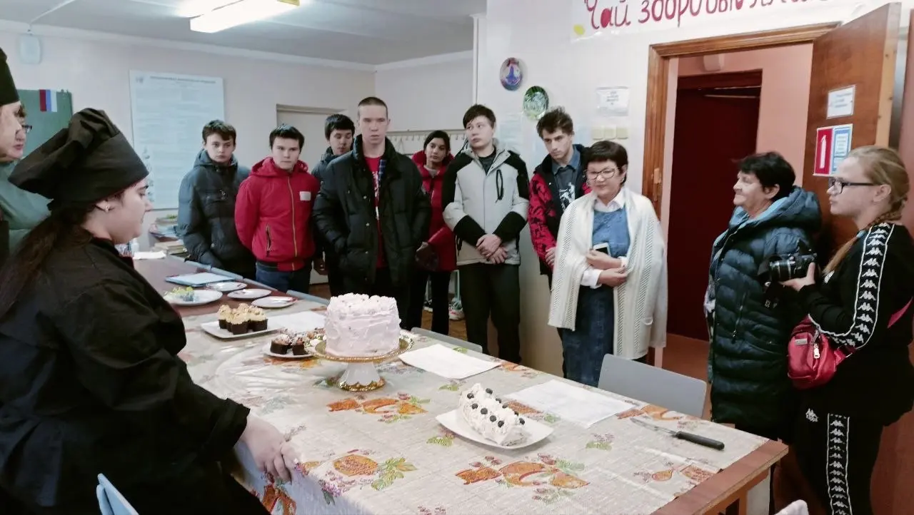 В период осенних каникул наши воспитанники посетили «Кимрский колледж» (в рамках профориентационной программы воспитания).